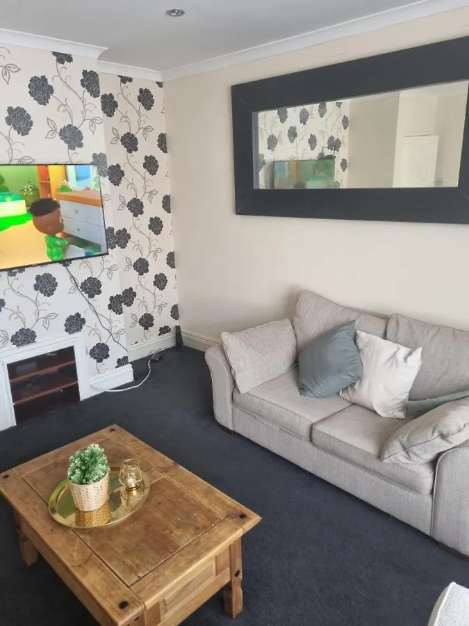 Lovely Residential Home 2 Bed Apartments Goodmayes