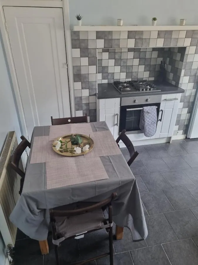 Lovely Residential Home 2 Bed Apartments Goodmayes 0*,  United Kingdom