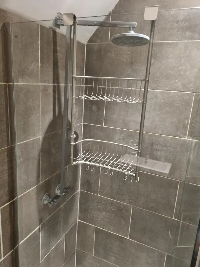 Lovely Residential Home 2 Bed Apartments Goodmayes 0*,